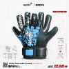 Găng tay thủ môn iWin Keepa Lazex màu đen/bích - Thiết kế Negative Cut ôm tay, chuẩn thi đấu